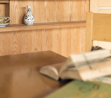 新古今 板張り壁のあるリビングの施工イメージ