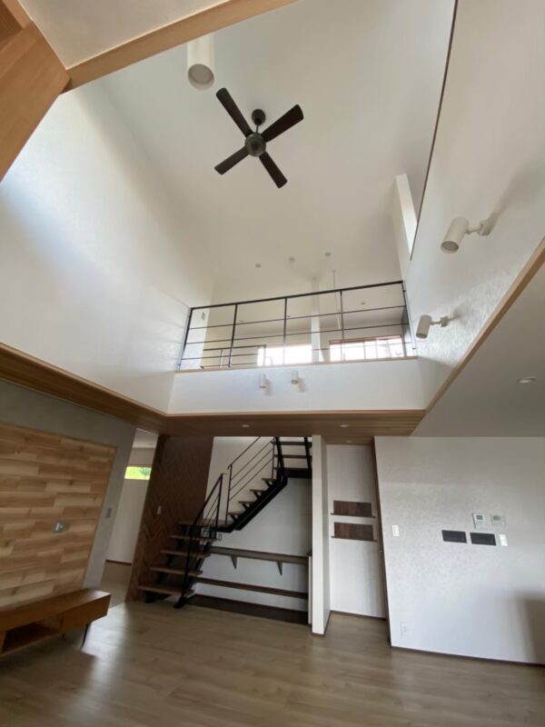 ロッキースタイル住宅 S様邸の吹き抜け空間